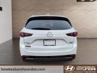 . Engine: 4 Cylinder Engine 2.5L L/100Km City: 10.8 L/100Km Hwy: 8.7 (image 2)