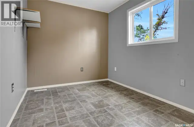 F2 1455 9th AVENUE NE Moose Jaw, Saskatchewan in Houses for Sale in Moose Jaw - Image 22