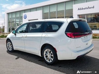Designed to elevate every family journey, this 2023 Chrysler Pacifica Touring L is the ultimate mini... (image 2)