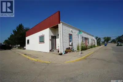 Welcome to 116 Main St in the thriving community of Avonlea,.. within an hour of 3 cities. This prop...