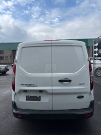 Auto Global - Montréal 2018 Ford Transit Connect JAMAIS ACCIDENTÉE Air Climatisée Groupe Électrique... (image 4)