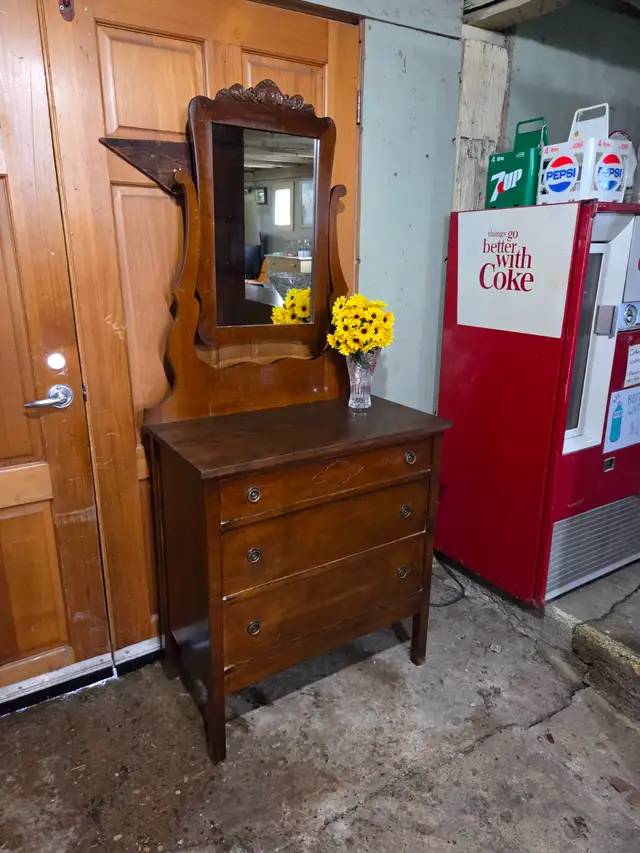 Antique Solid Wood Dresser with Mirror in Dressers & Wardrobes in St. Albert - Image 2