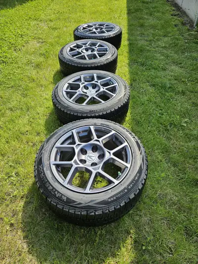 Rims with winter tires 225/55R17 with sensor. Has normal wear and tear scratches. The wheels does no...