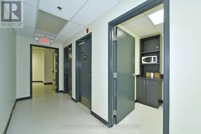 BSMT - 6 RONROSE DRIVE Vaughan (Concord), Ontario in Commercial & Office Space for Rent in Markham / York Region - Image 34