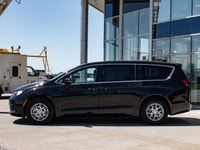 Welcome to 400 Chrysler Dodge Jeep Ram. 3.6L Pentastar V-6 engine - Advanced infotainment systems -... (image 4)