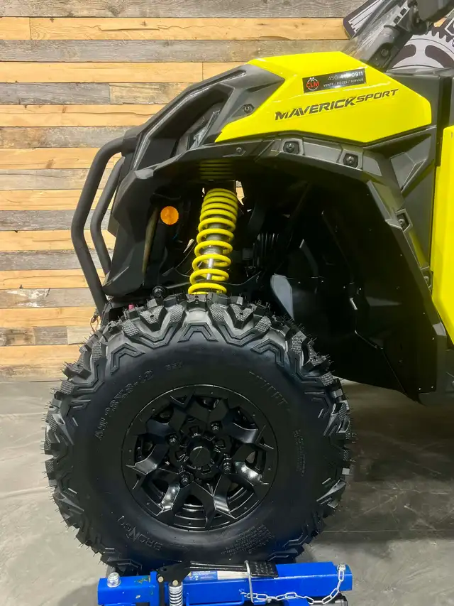 2019 BRP CAN-AM MAVERICK SPORT 1000R + 4X4 + DPS + FOX + NEW TIR in ATVs in Ottawa - Image 22