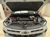 Life is too short to drive a base model, right? Treat yourself in this eye catching, accident-free 2... (image 8)