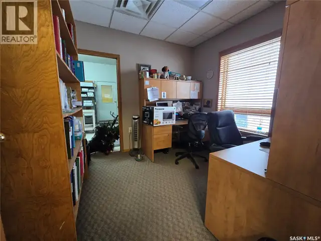 416 7TH AVENUE NW Weyburn, Saskatchewan in Commercial & Office Space for Sale in Regina - Image 9