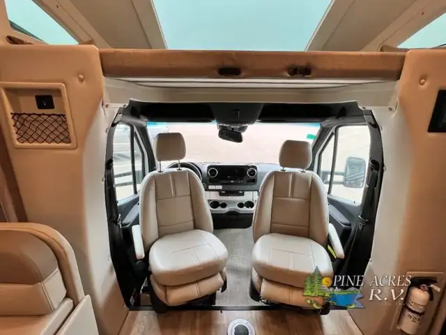 2024 Thor Motor Coach Delano Sprinter 24FB Diesel in RVs & Motorhomes in Moncton - Image 7