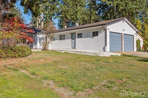 755 Lorne Cres in Houses for Sale in Campbell River - Image 3