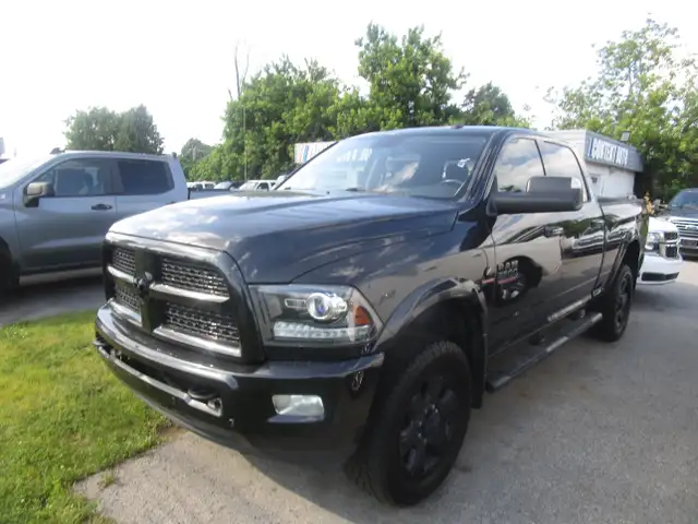Chevrolet SilveradoZ71 OFF ROAD 1500 4WD Crew Cab LT w/2LT 2LT 2 in Cars & Trucks in Laval / North Shore - Image 36
