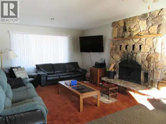 7568 BURGESS ROAD Deka Lake / Sulphurous / Hathaway Lakes, Briti in Houses for Sale in 100 Mile House - Image 21