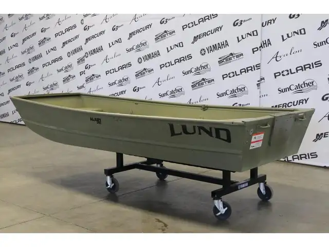 2026 Lund Z1040 JON BOAT in Personal Watercraft in Ottawa - Image 4