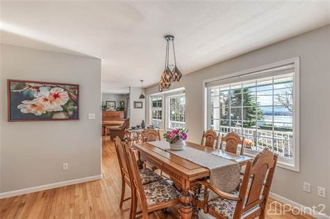 1566 Marina Way in Houses for Sale in Parksville / Qualicum Beach - Image 4