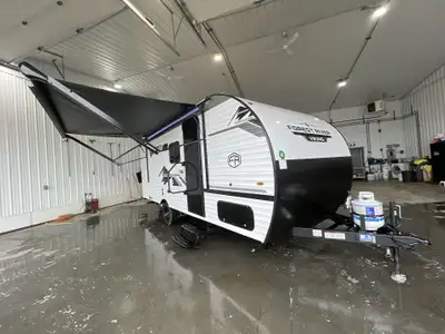 Are you looking for an amazing holiday trailer that is comparable or better than a Keystone, Grand D...