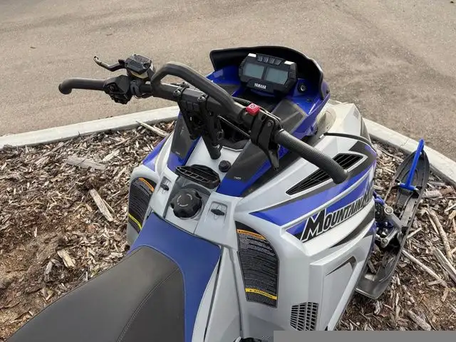 2022 Yamaha Mountain Max 800 LE 154 ES in Snowmobiles in Saskatoon - Image 8