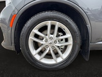 Leather Trimmed Bucket Seats, Remote Start System, Heated Front Seats, Heated Steering Wheel, Ventil... (image 8)