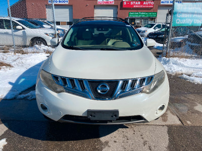 2013 Nissan Pathfinder. SV. Pearl white. AWD. CERTIFIED, WARRANT