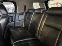 **MONTH-END SPECIAL!** FEATURING : V6 POWERED, 4WD, SIDE STEPS, AUTOMATIC TRANSMISSION, FINISHED IN... (image 5)