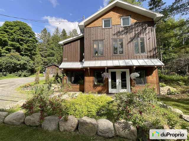 $685,000 - 2 Storey for sale in Ste-Adele — photo 1