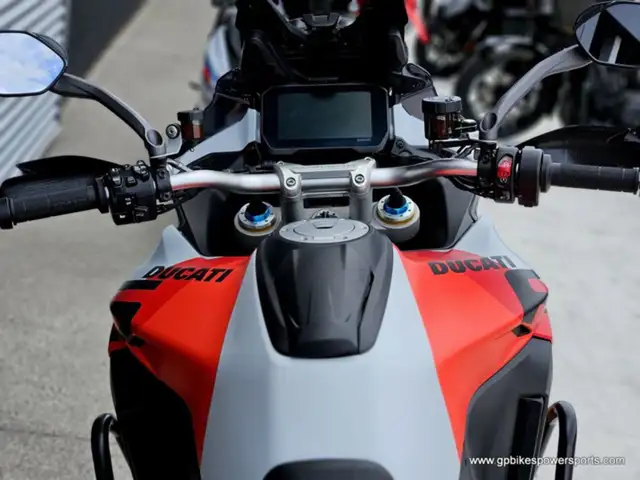 2024 Ducati Multistrada V4 RS in Sport Bikes in Oshawa / Durham Region - Image 8
