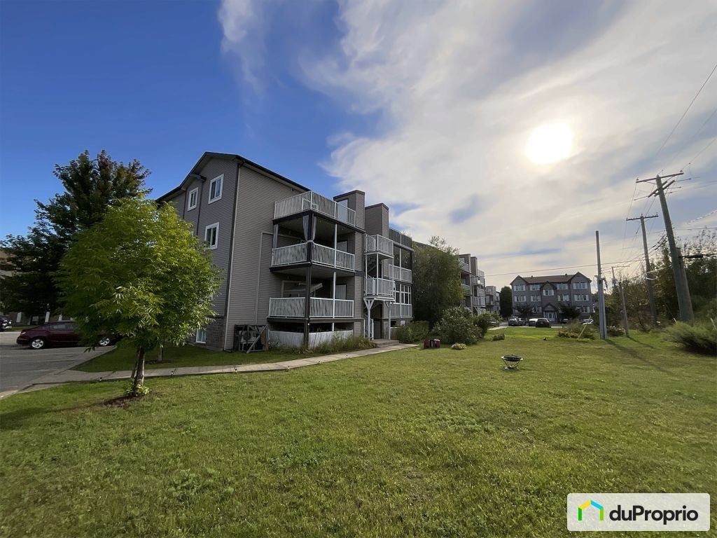 $299,900 - Condominium for sale in Terrebonne (La Plaine) — photo 2