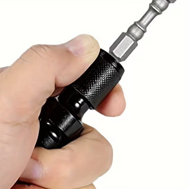 1/2 inch to 1/4 inch quick-release wrench adapter in Other in Mississauga / Peel Region - Image 2