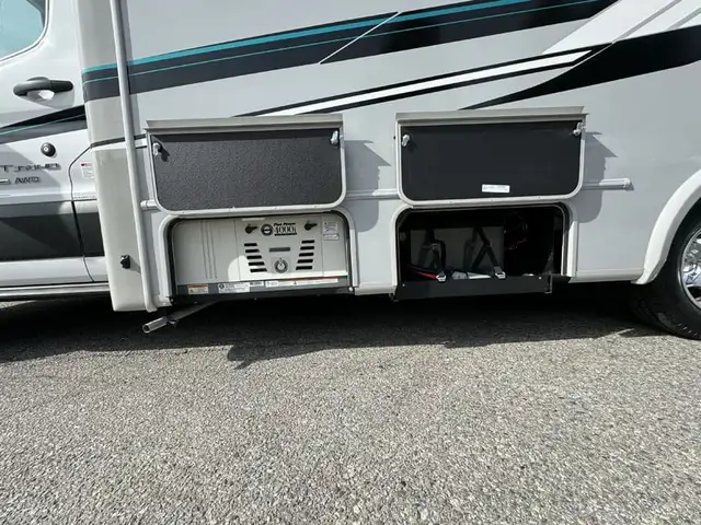 2024 Cross Trail 20BH in RVs & Motorhomes in Penticton - Image 9