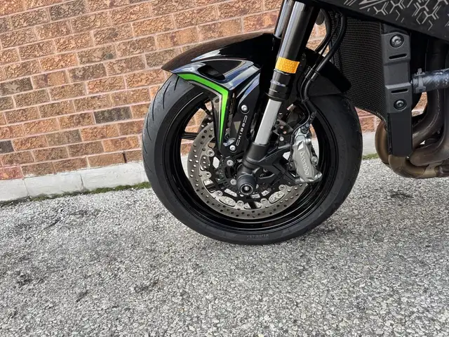 2020 Kawasaki Z H2 **SUPERCHARGED** **SCORPION PIPE** in Sport Bikes in Markham / York Region - Image 28