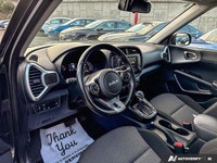 Aluminum Wheels,Tires - Rear All-Season,Brake Assist,Privacy Glass,ABS,Fog Lamps,Power Door Locks,Au... (image 7)