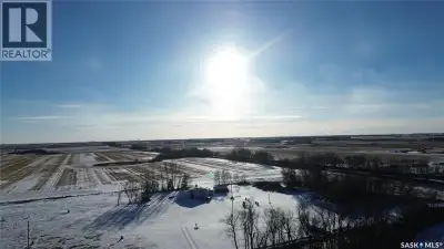 Just a short 15 minute drive North of Yorkton off highway 9 and down a major grid, you will find a 3...