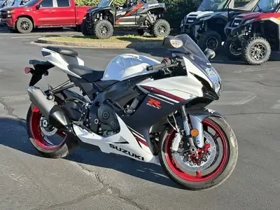 APPLY NOW: https://www.ridecollective.ca/get-pre-approved 2024 SUZUKI GSX-R600 • High-revving 600cc...