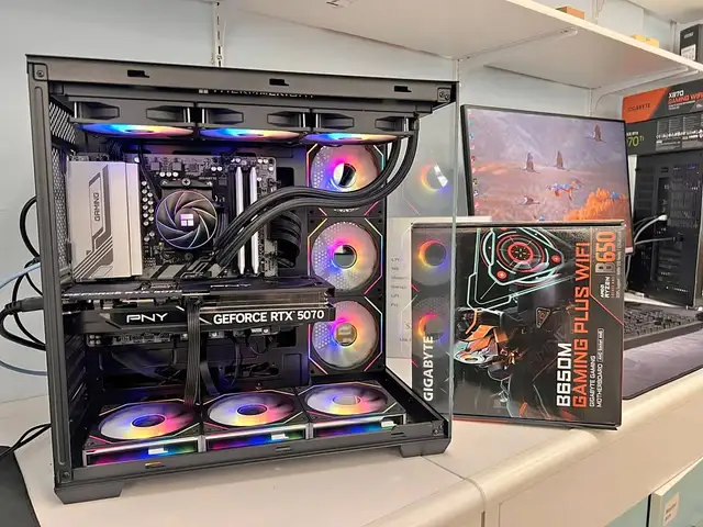 300+ FPS. Zero Bottlenecks. RTX 5070 + 7800X3D528477379552890882