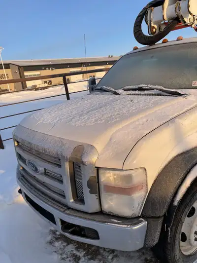 #7064 2008 Ford F550 4x4 Extended Cab Bucket Truck (non runner) -6.4L Power Stroke Diesel (non opera...