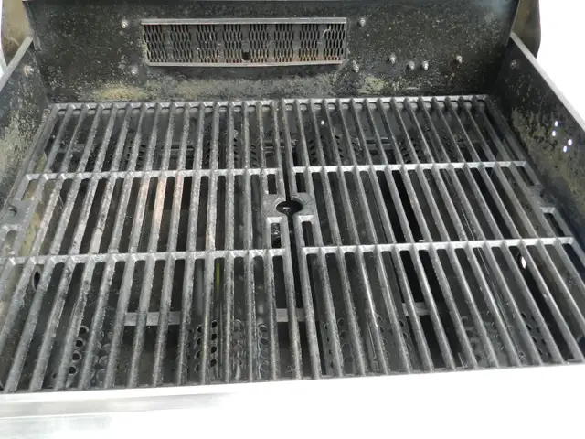 PROPANE STAINLESS STEEL BBQ FOR SALE63007359245059122