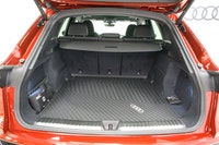 This Audi Q5 delivers a Intercooled Turbo Gas/Electric I-4 2.0 L/121 engine powering this Automatic... (image 9)