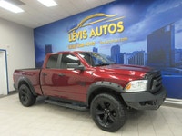 RAM 1500 2022 CLASSIC WARLOCK ÉDITION V-8 5.7 HEMI QUAD-CAB BOITE 6.4 PIEDS 4X4 MAGS 20 POUCES SUR P... (image 1)