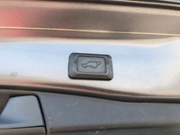 Welcome to Belleville Toyota! . Engine: 4 Cylinder Engine 2.5L L/100Km City: 9.5 L/100Km Hwy: 7.1 Sa... (image 7)