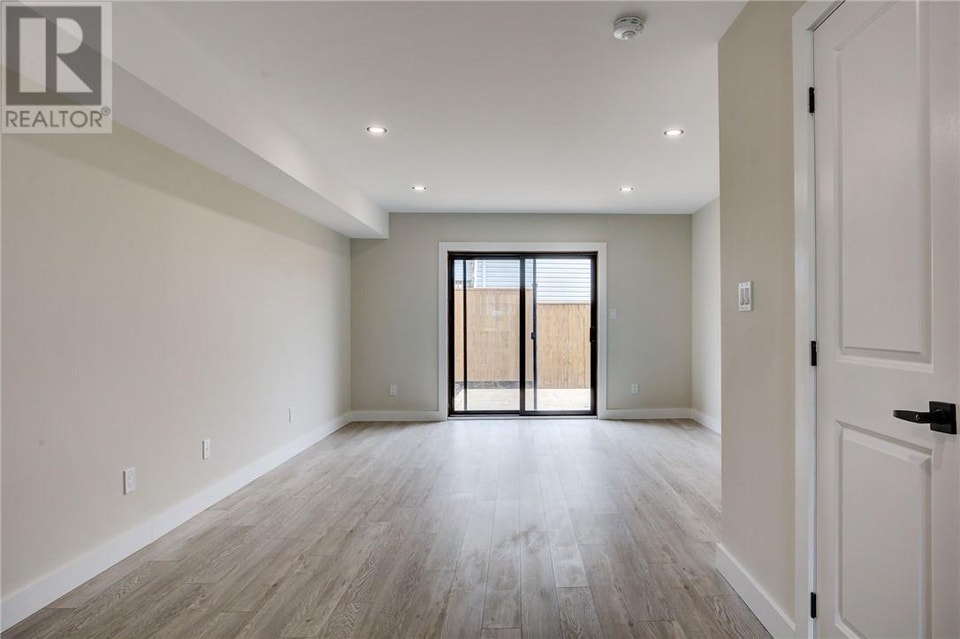 633 Notre Dame Azilda, Ontario 5