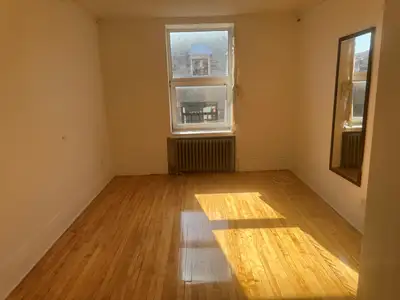 Veuillez svp lire le texte au complet avant de nous contacter, aux coordonnees et selon l'horaire me...