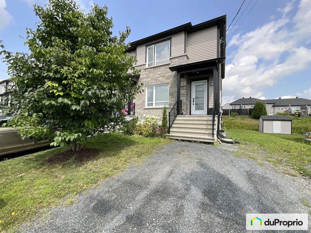 $449,000 - Semi-detached for sale in Sherbrooke (Mont-Bellevue) — photo 1