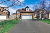 5 Bed Mississauga Must See!