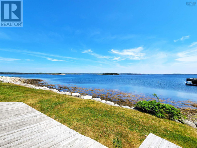 6405 and 6407 Highway 3 Western Shore, Nova Scotia in Houses for Sale in Dartmouth - Image 3