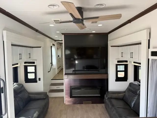 2024 Forest River RIVERSTONE 421 FK in Travel Trailers & Campers in St. Albert - Image 40