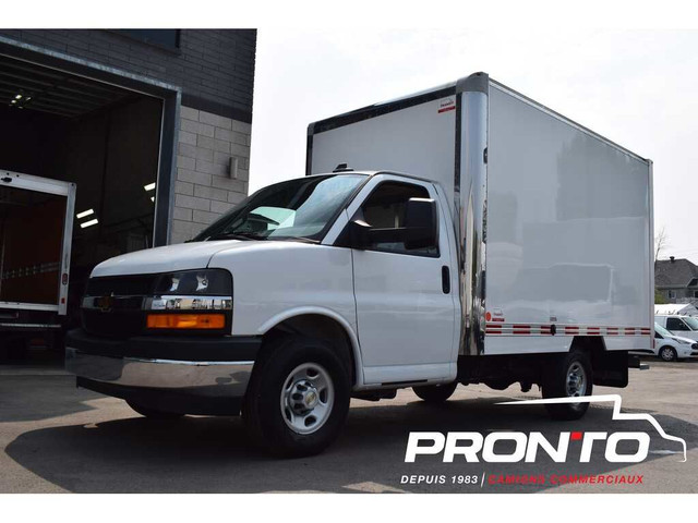 2024 Chevrolet Express Commercial Cutaway 3500 ** Cube 12 pieds  dans Autos et camions  à Laval/Rive Nord