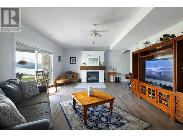8875 Braeburn Drive Coldstream, British Columbia in Houses for Sale in Vernon - Image 39