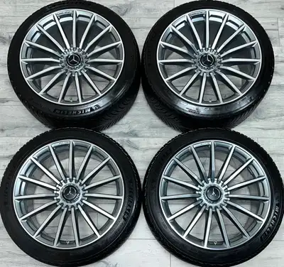 Selling a beautiful set of *LIKE BRAND NEW* 2021 Mercedes Benz GT63 S 4-Door Coupe AMG 20 inch origi...
