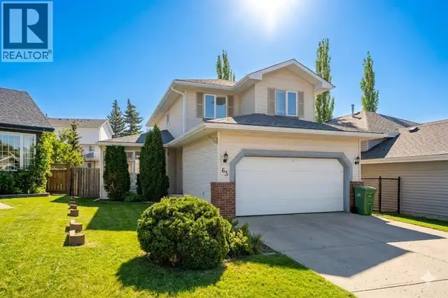 63 Hawkmount Green NW Calgary, Alberta in Houses for Sale in Calgary - Image 39