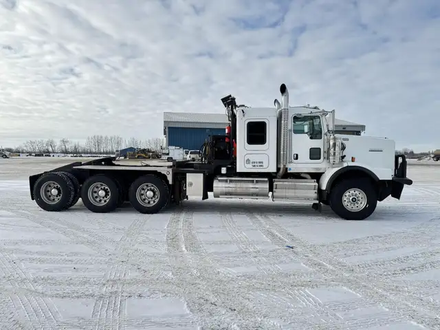 2009 KENWORTH C500 in Heavy Trucks in Saskatoon - Image 6