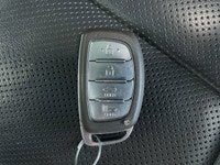 This *2021 Hyundai Tucson Luxury AWD* combines modern design, premium comfort, and confident all-wea... (image 9)